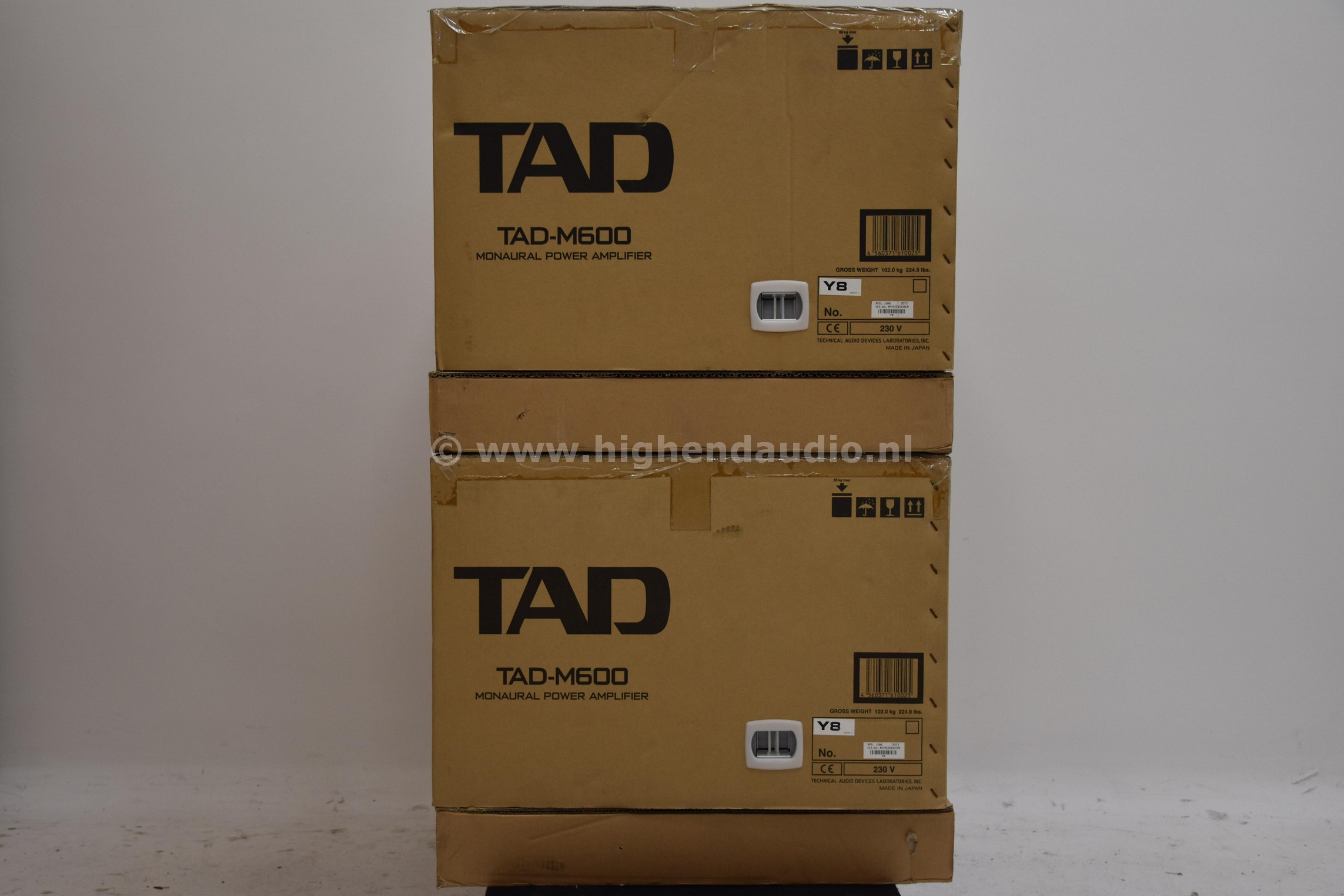 TAD-M600-MFPK000007EM-MFPK000008EM-boxes_wm