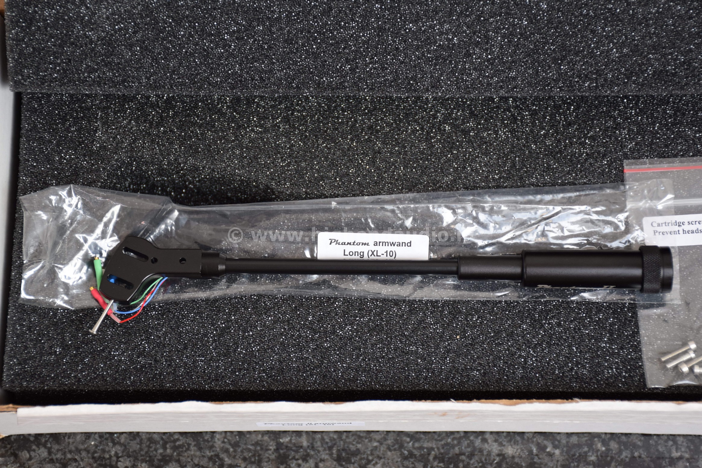 Graham-PhantomII-armwand-XL10-closeuptotal_wm