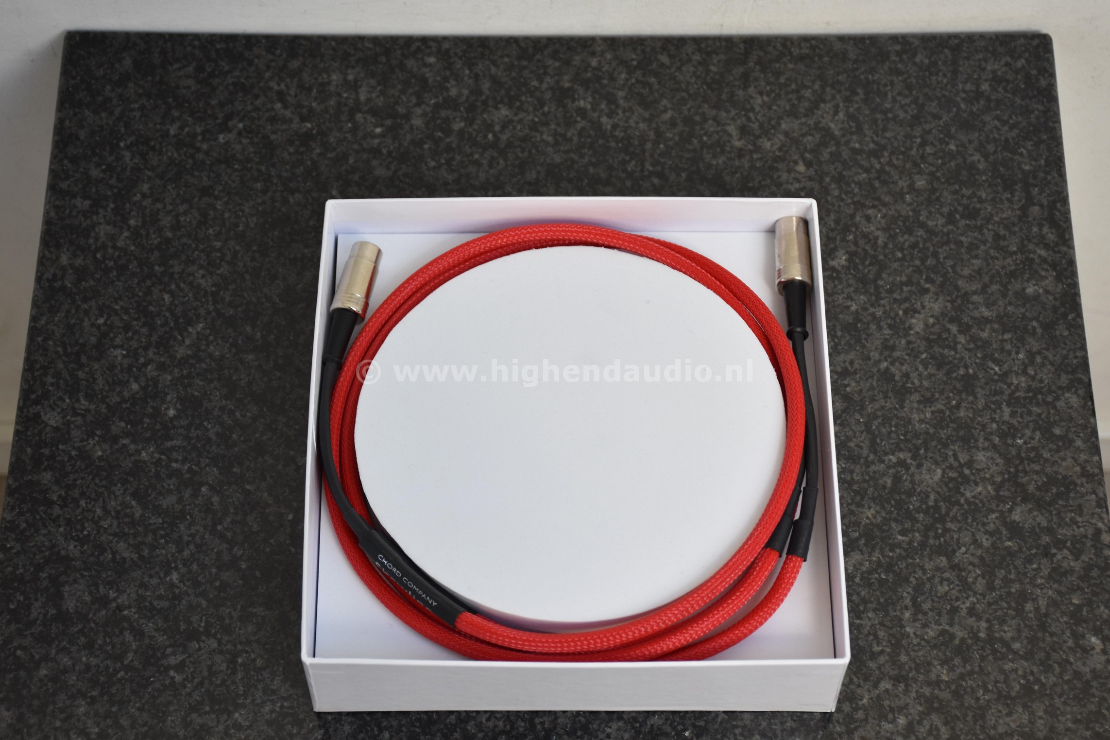 Chord-Shawline-Snake5-1m-cableinbox_wm