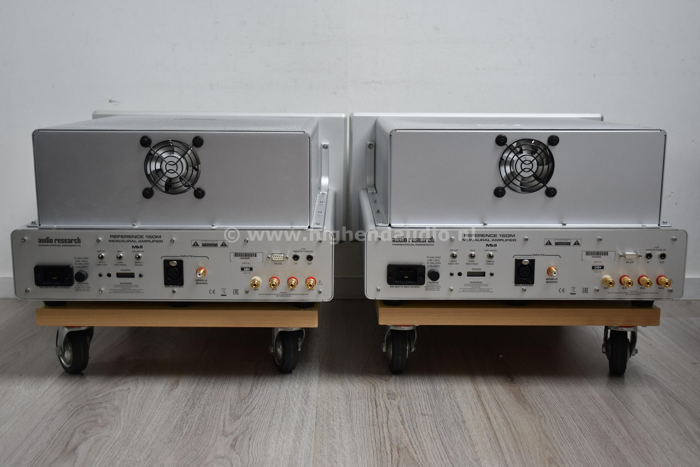 AR-Reference160M-MKII-50684-50685-back_wm