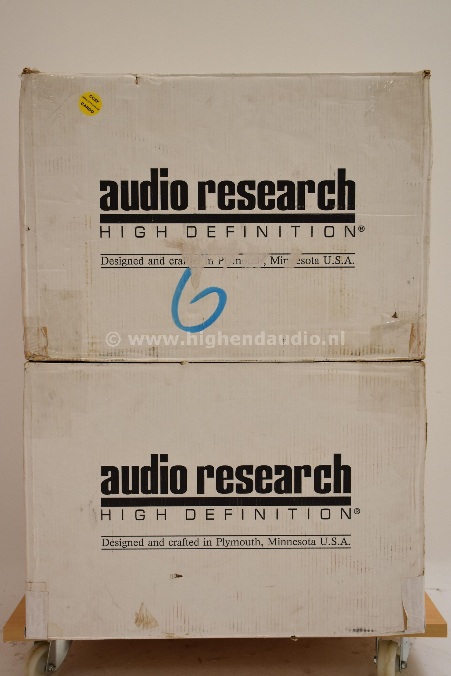 AR-Reference160M-MKII-50684-50685-box_wm