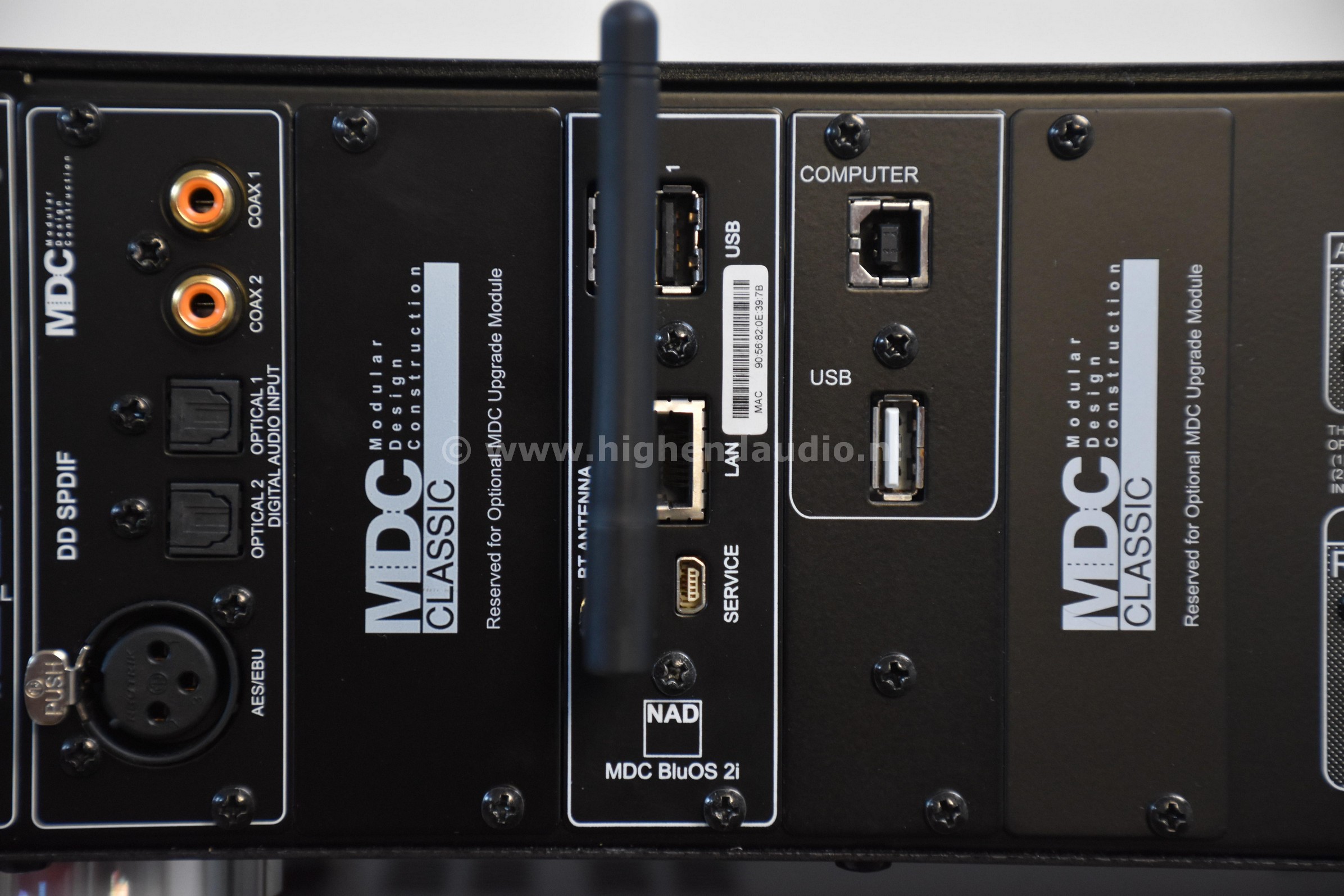 NAD-M12-BluOS-H7YM1202281-backBluOS2i_wm