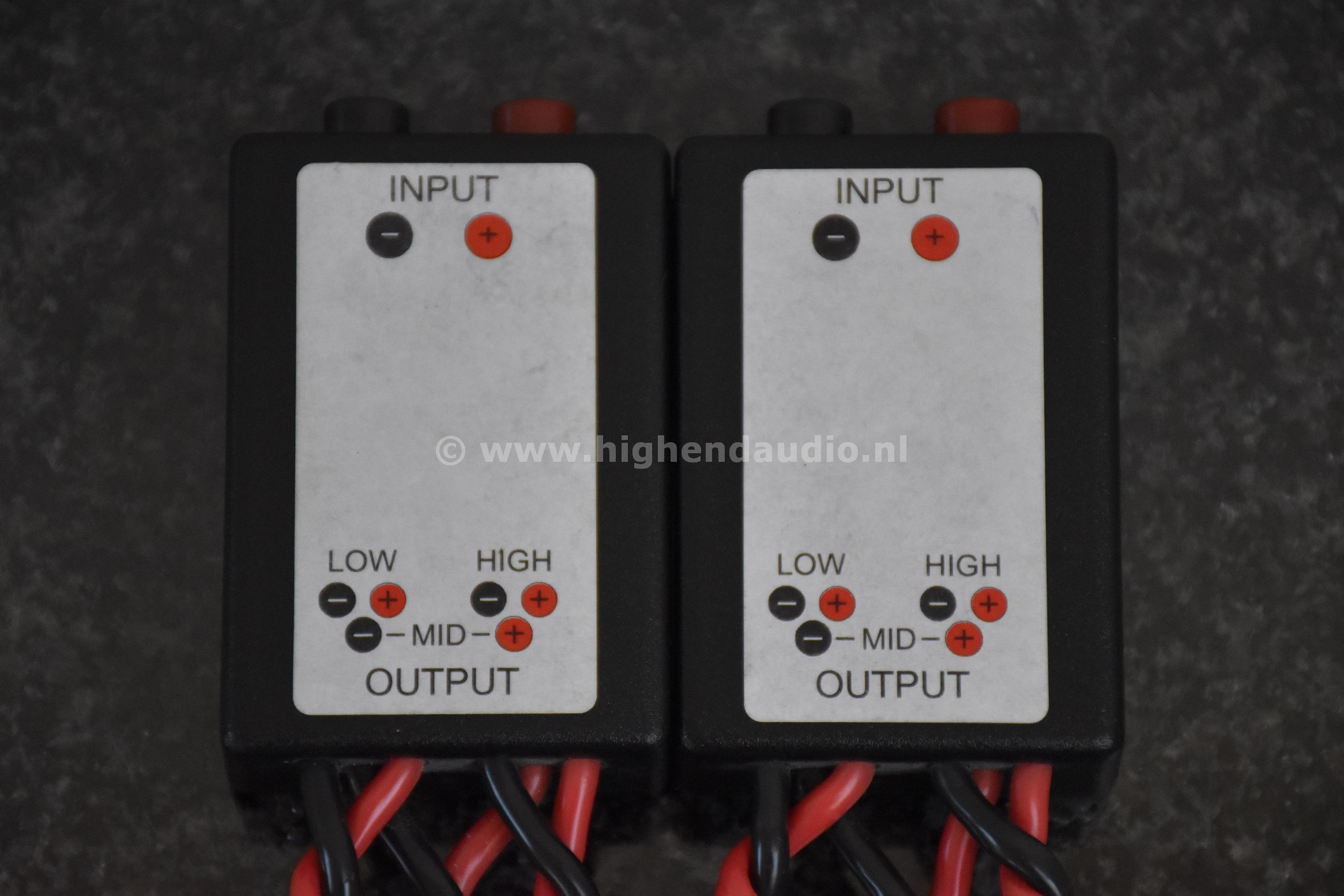 Phonosophie-TriWiringAdapater-bottom_wm