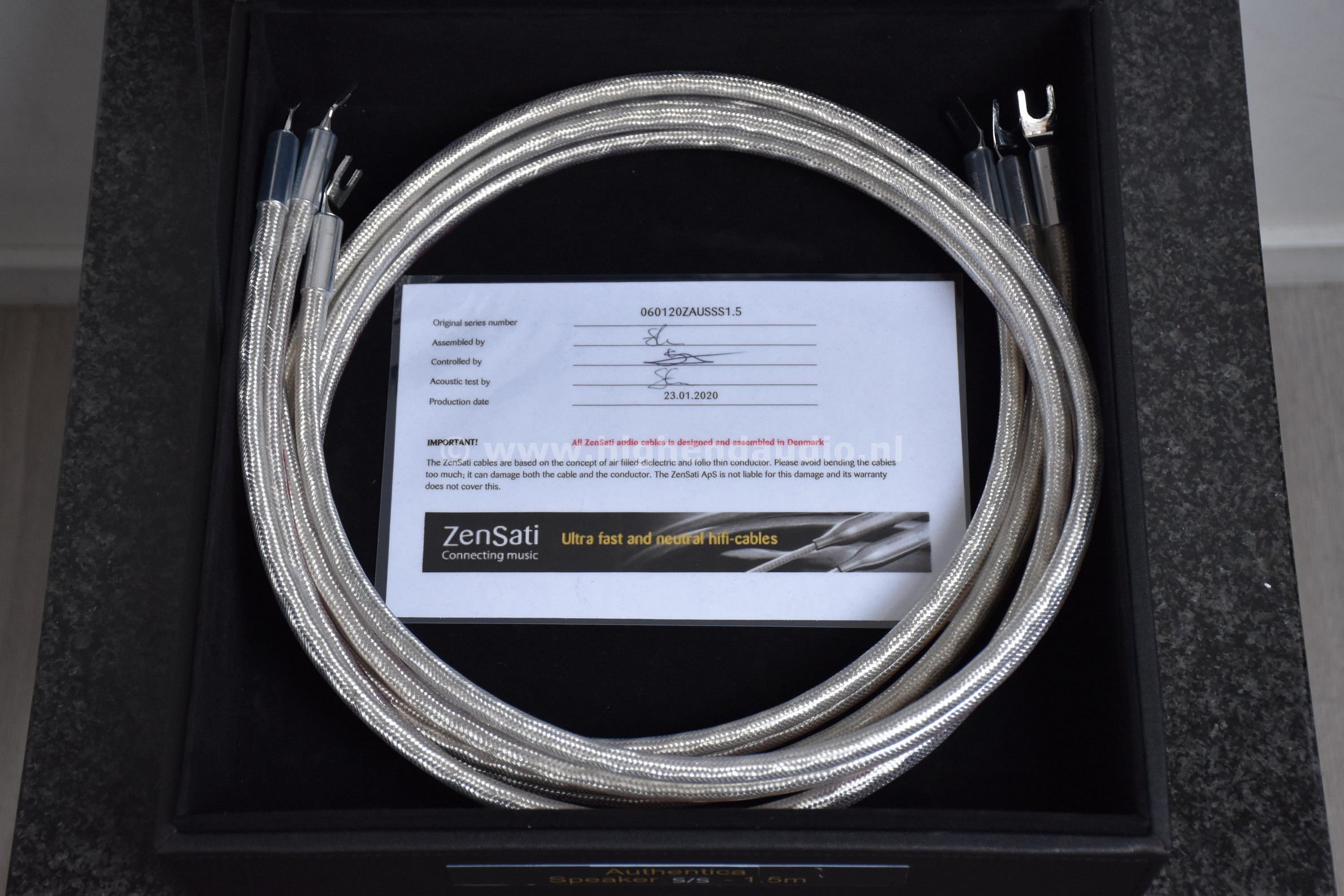 Zensati-Authentica-LSP-1,5m-060120ZAUSSS15-cableinbox_wm