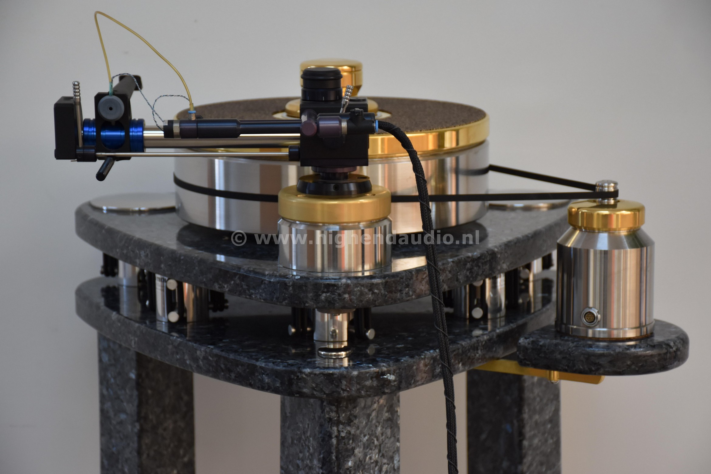 BluePearl-JEM-backtop_wm