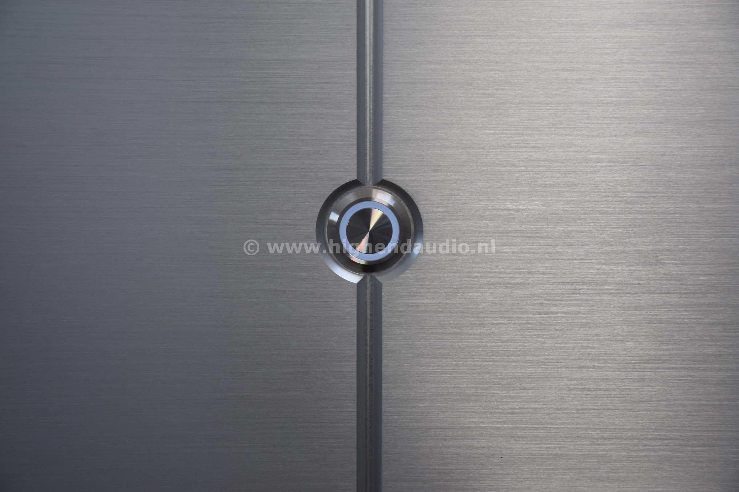 AudioAnalogue-DonizettiAnniversary-BelliniAnniversary-7800ATEA19N01-7700ATCA19N02-frontcloseup2_wm