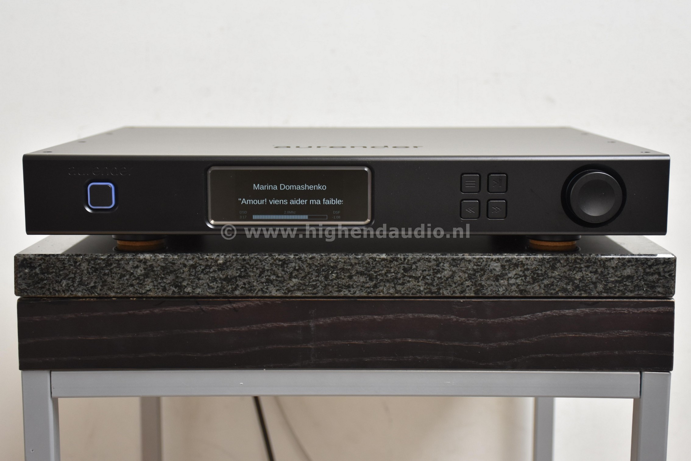 Aurender-A10-4Tb-ABE4A0044-II-front_wm