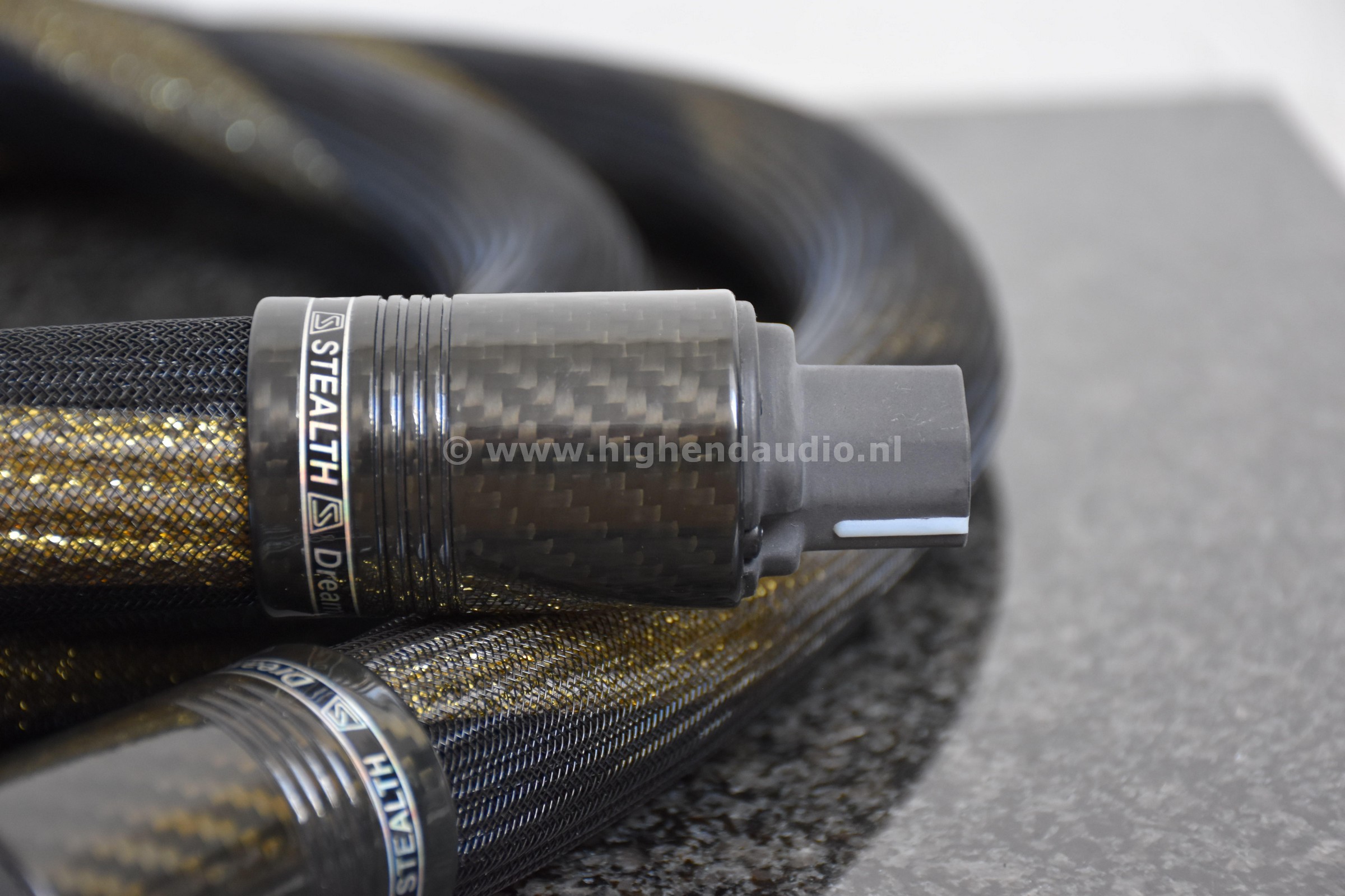 Stealth-DreamV12-Digital-2m-0300316-detail2_wm