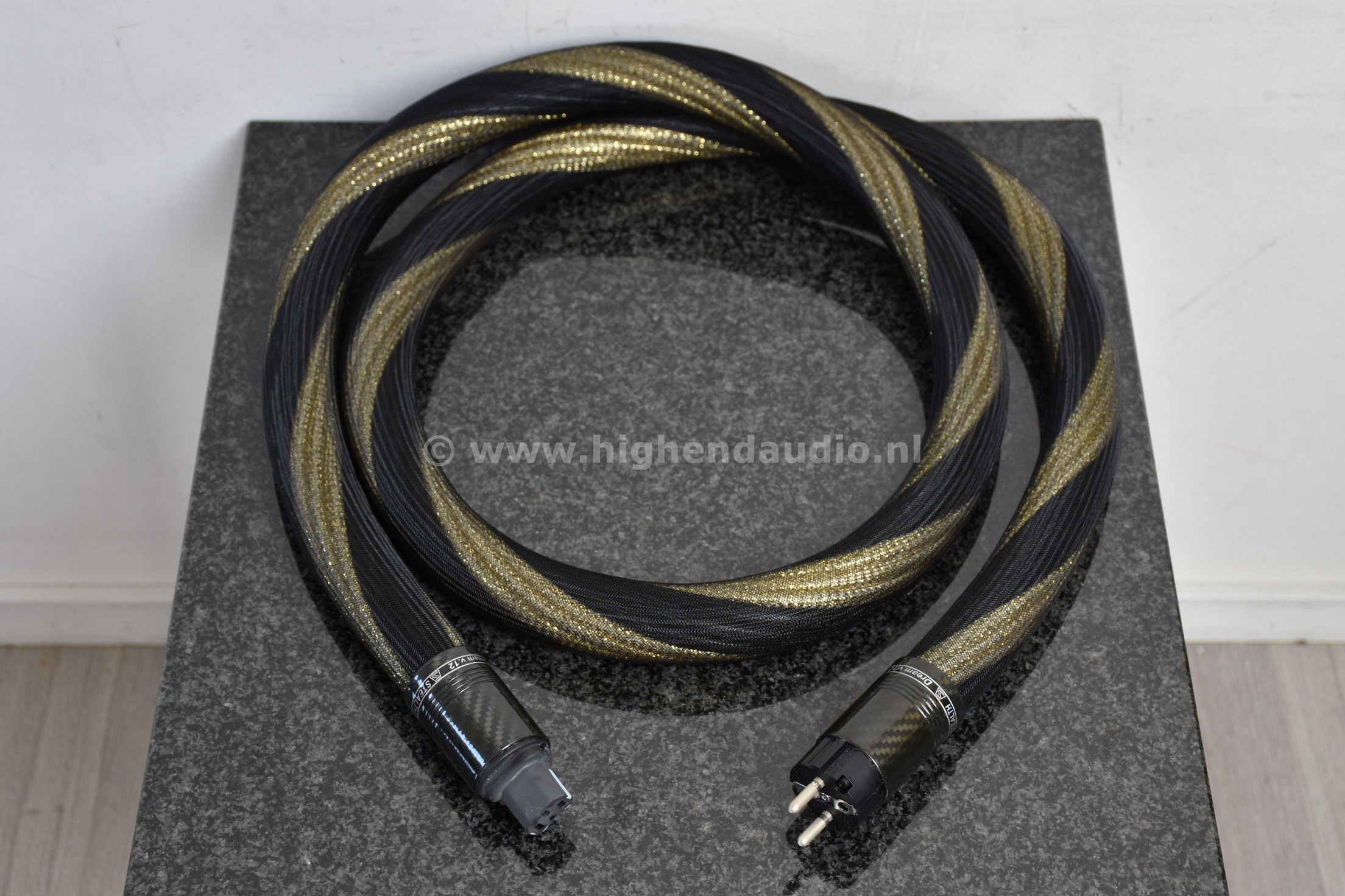 Stealth-DreamV12-Digital-2m-0300316_wm