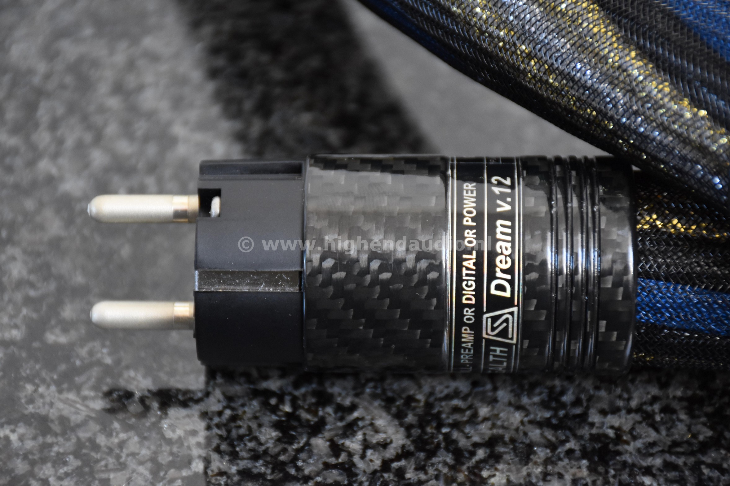 Stealth-DreamV12-Universal-2m-8940115-detail1_wm