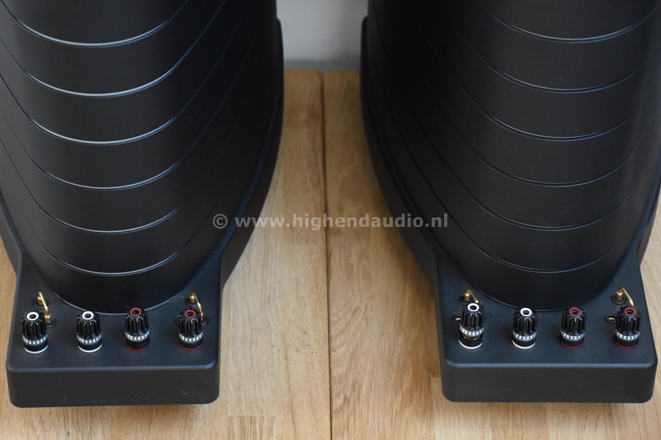 Gauder-DARC60Diamond-GA1911151-terminals_wm