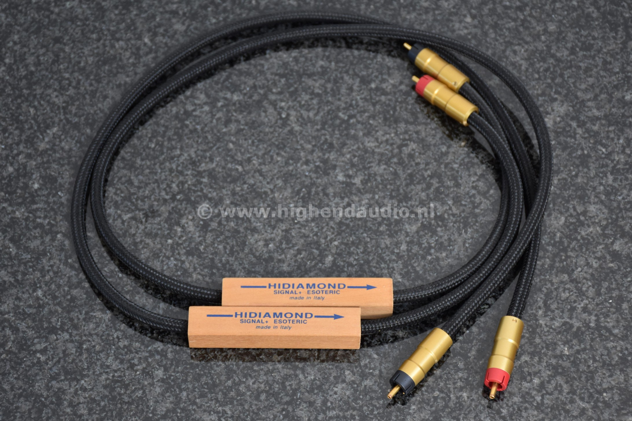 HiDiamond-Signal+EsotericMKII-1m_wm