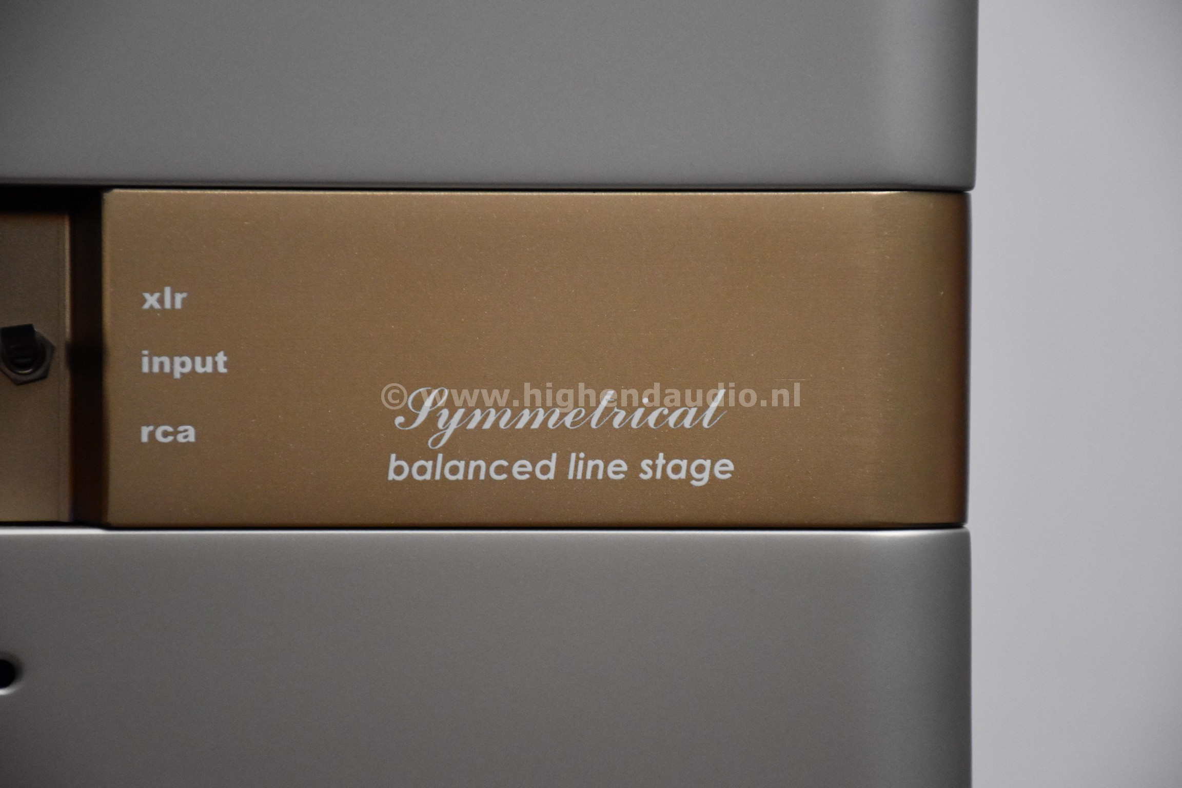 NAT-Symmetrical-1006209-frontcloseup1_wm