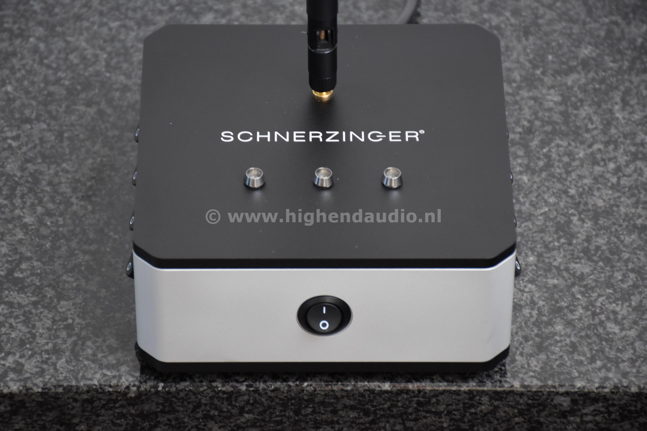 Schnerzinger-GridProtector-GRPALF566LA-top_wm