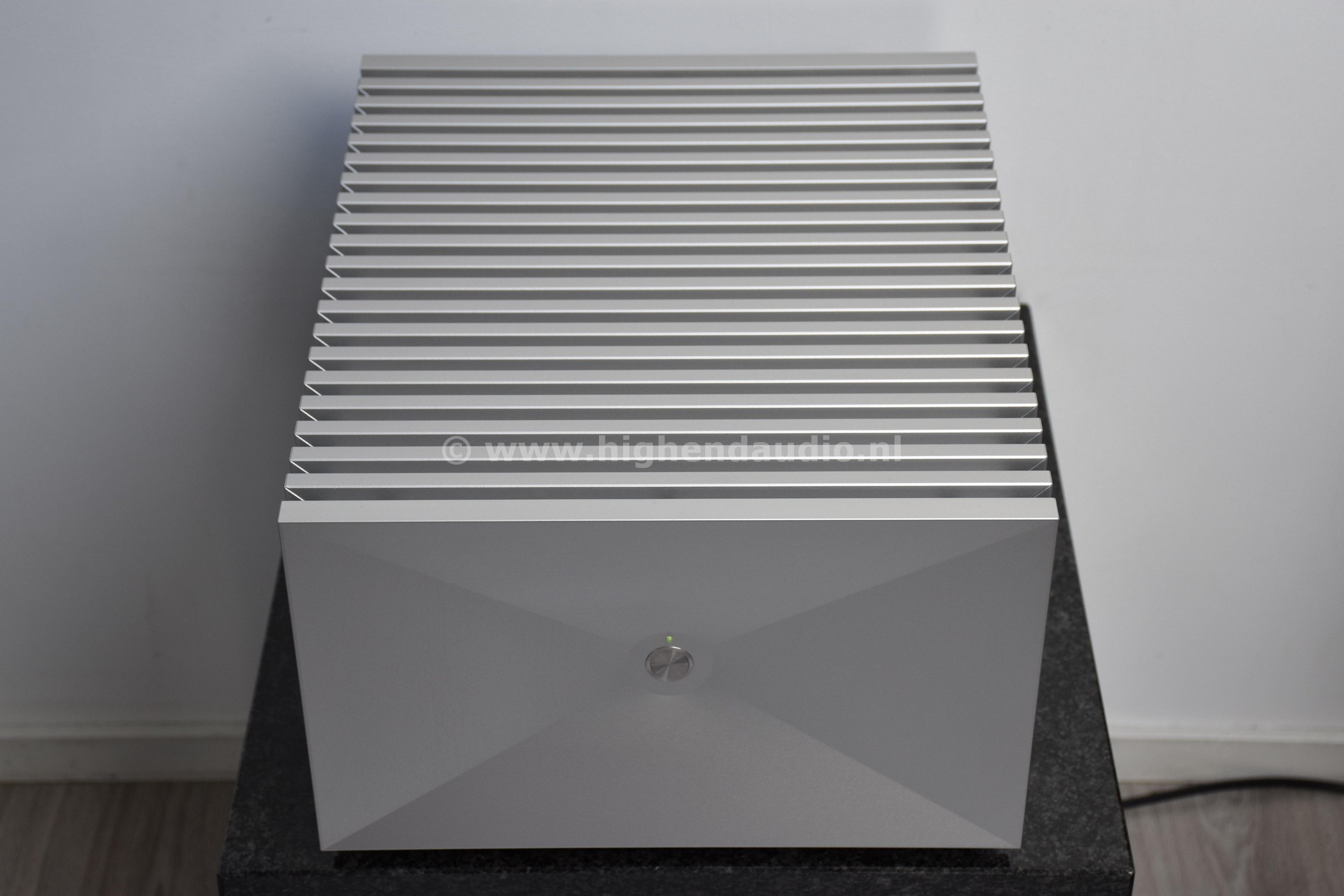 Thrax-TeresMKII-121103-top_wm