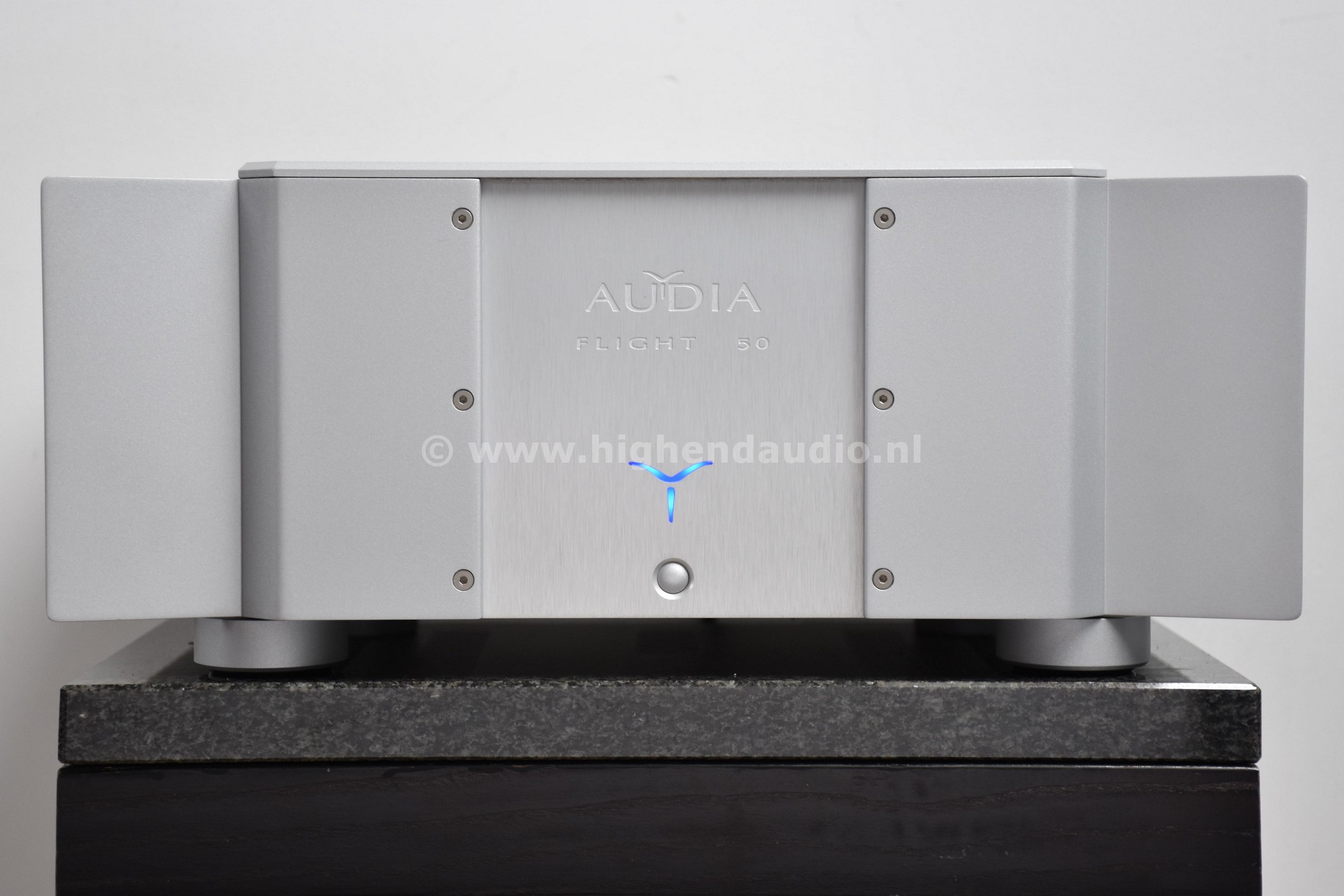 Audia-Flight50MK4-FL52184-II-front_wm