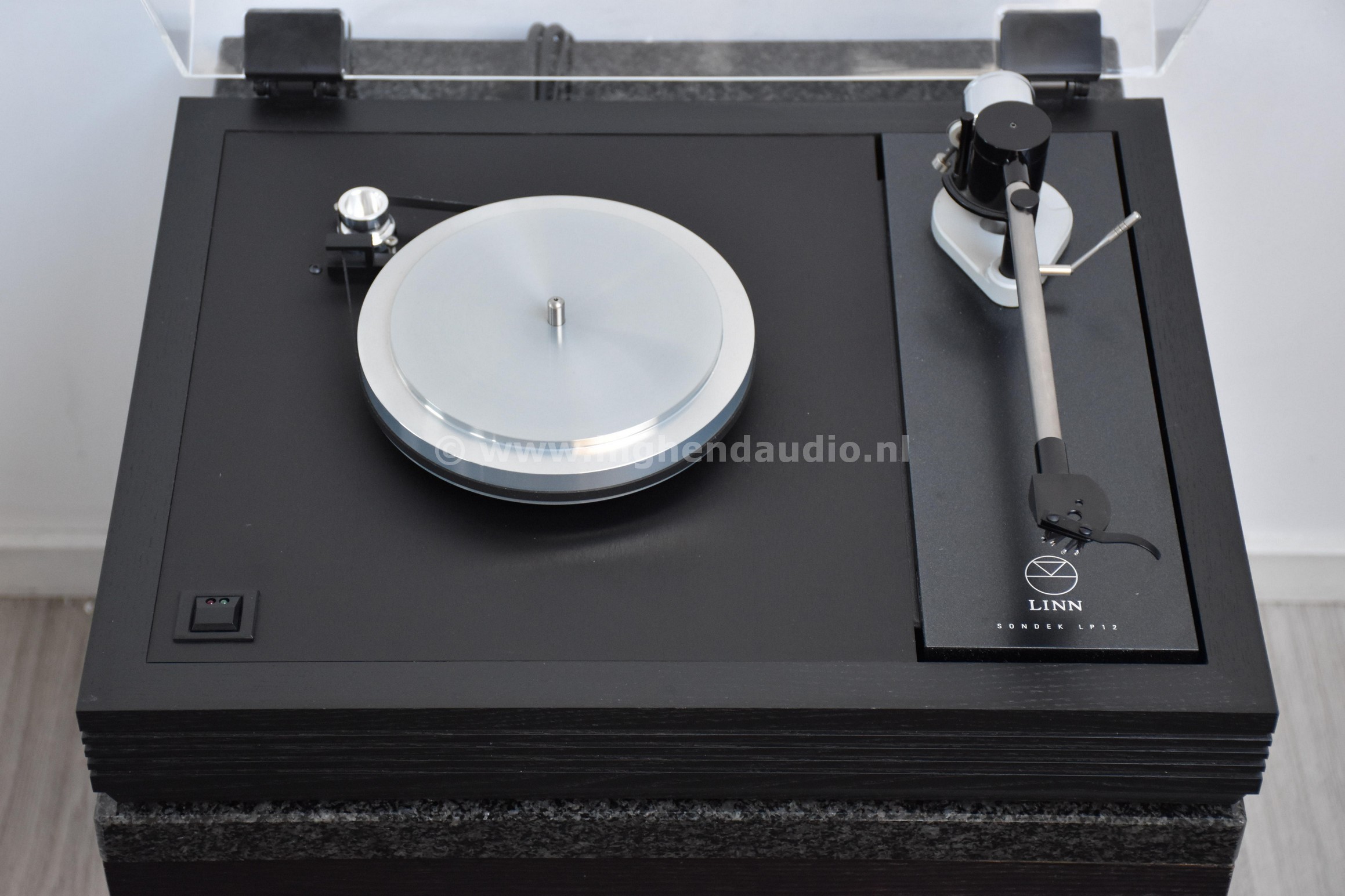 Linn-LP123-Lingo3-1392526-1411267-topwoplatter_wm