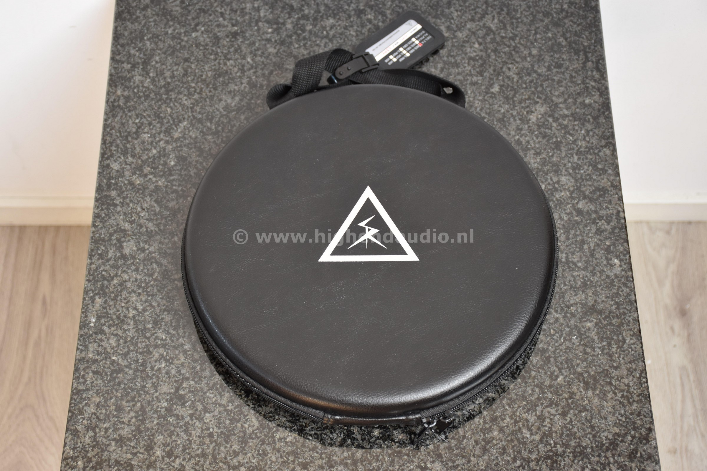 Shunyata-Delta-AESEBU-1m-0344-bag_wm