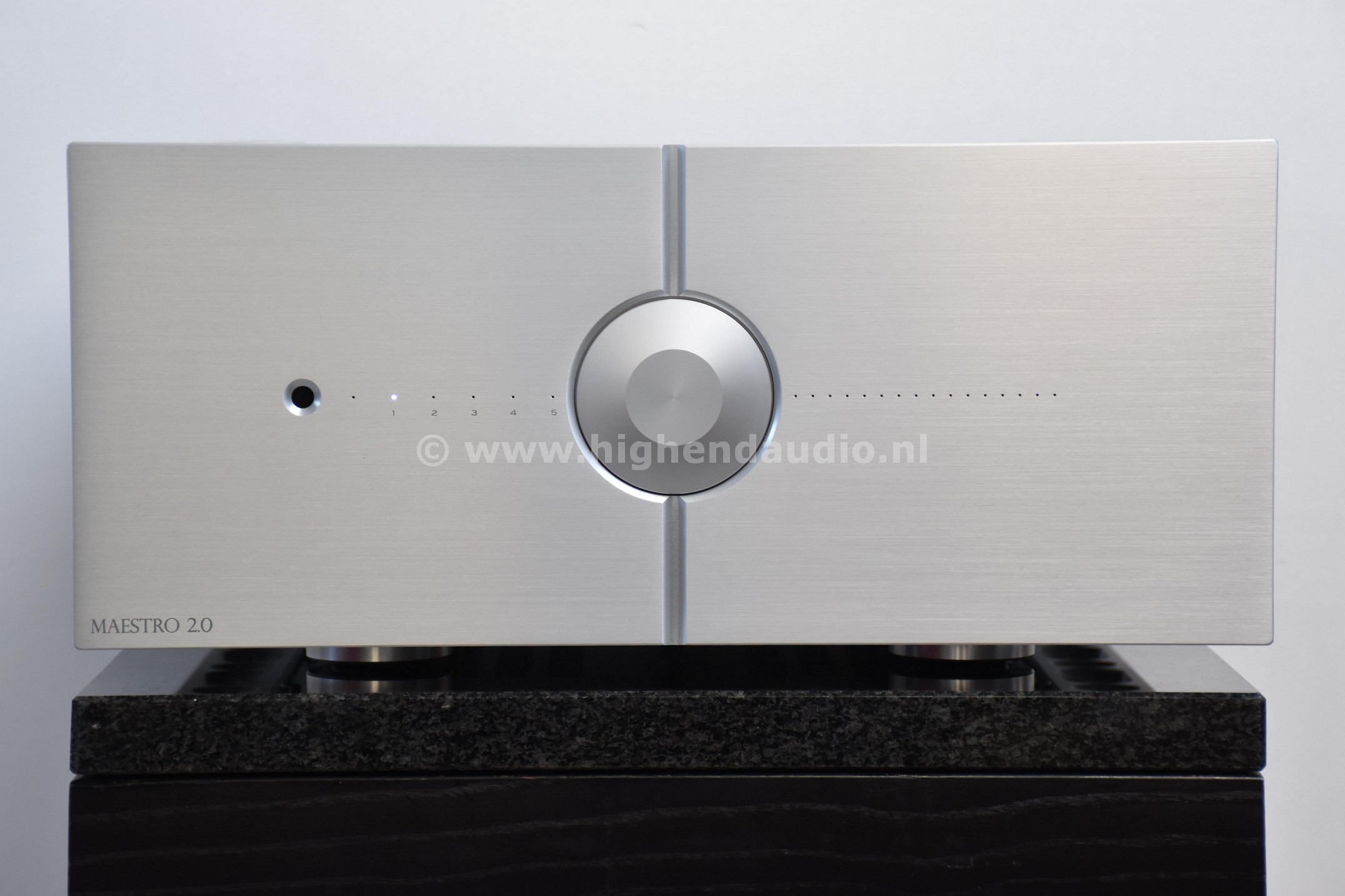 AudioAnalogue-Maestro20-10100ATARQ24E04-front_wm