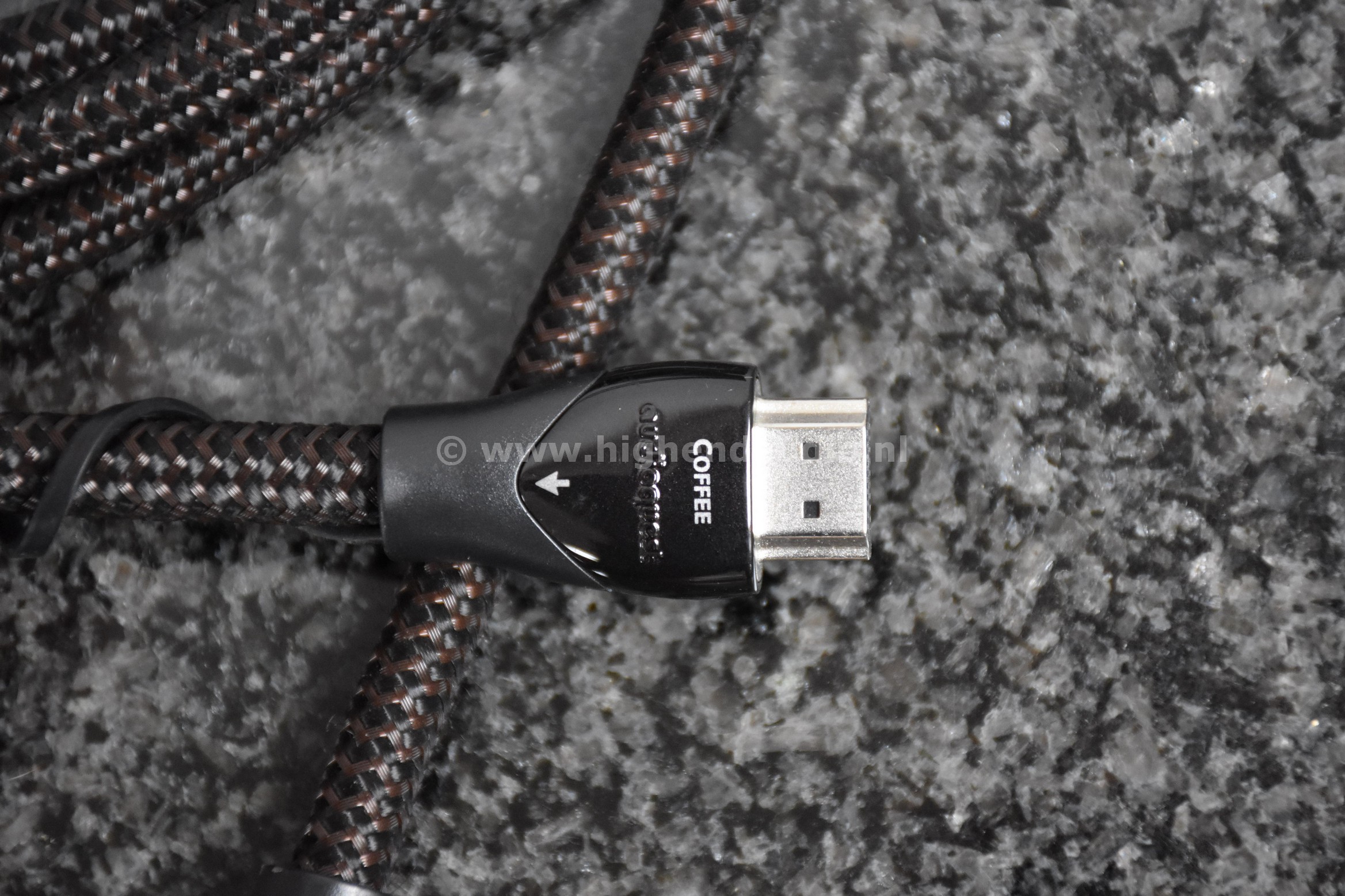 Audioquest-Coffee-HDMI4KHDR-3m-detail2_wm