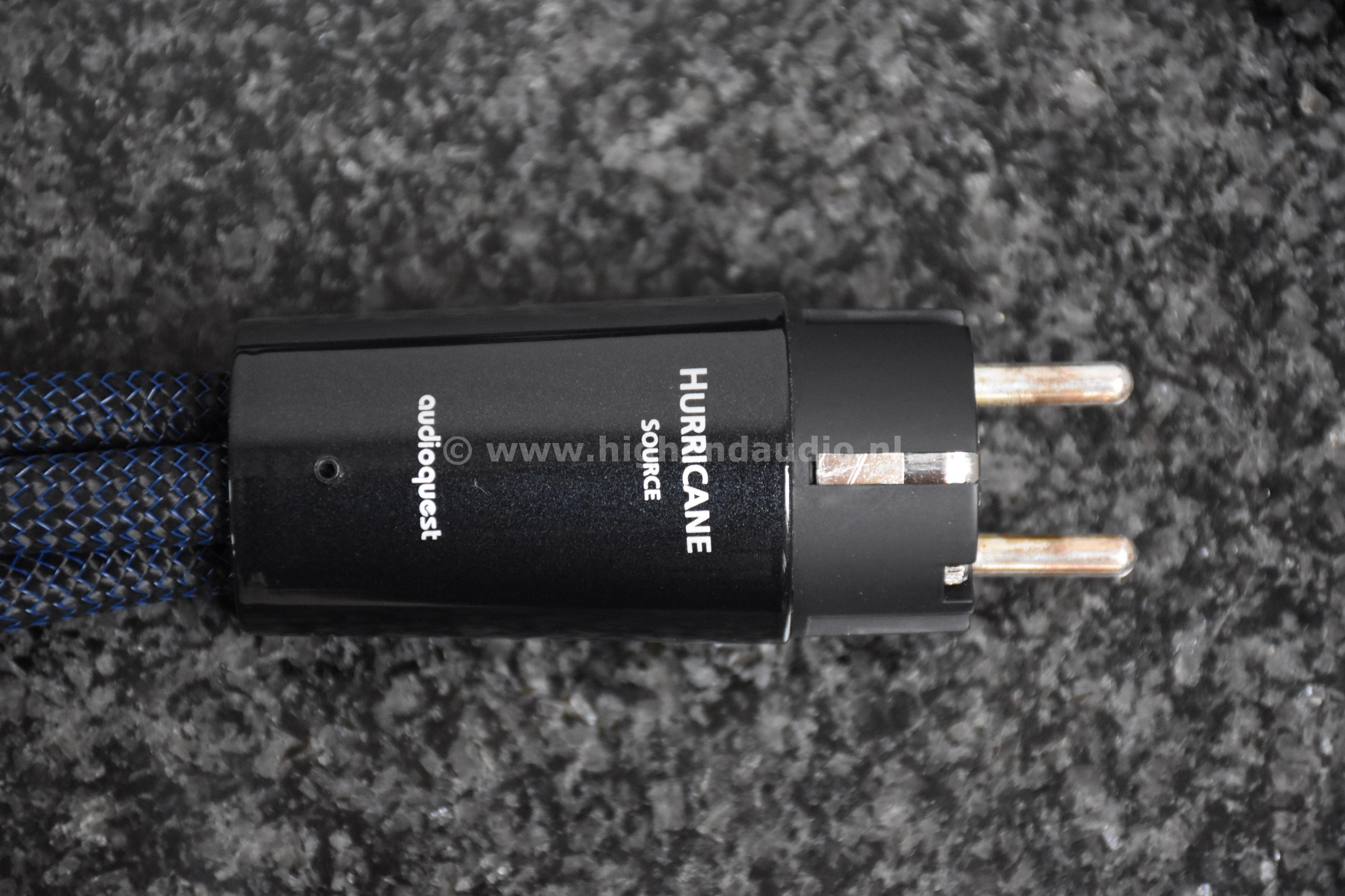 Audioquest-Hurricane-Source-1m-detail2_wm