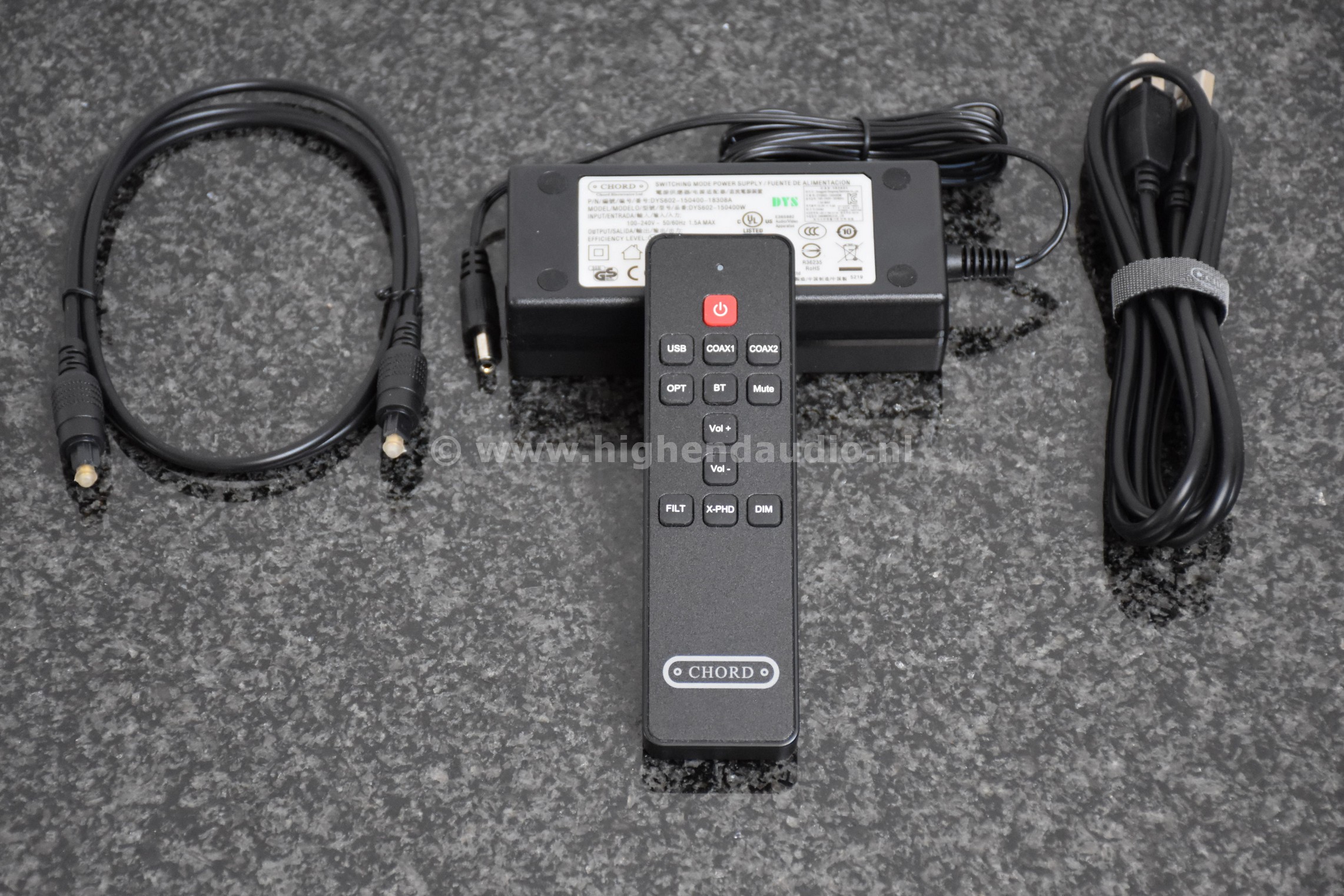 Chord-HugoTT2-41802-powersupplyremote_wm