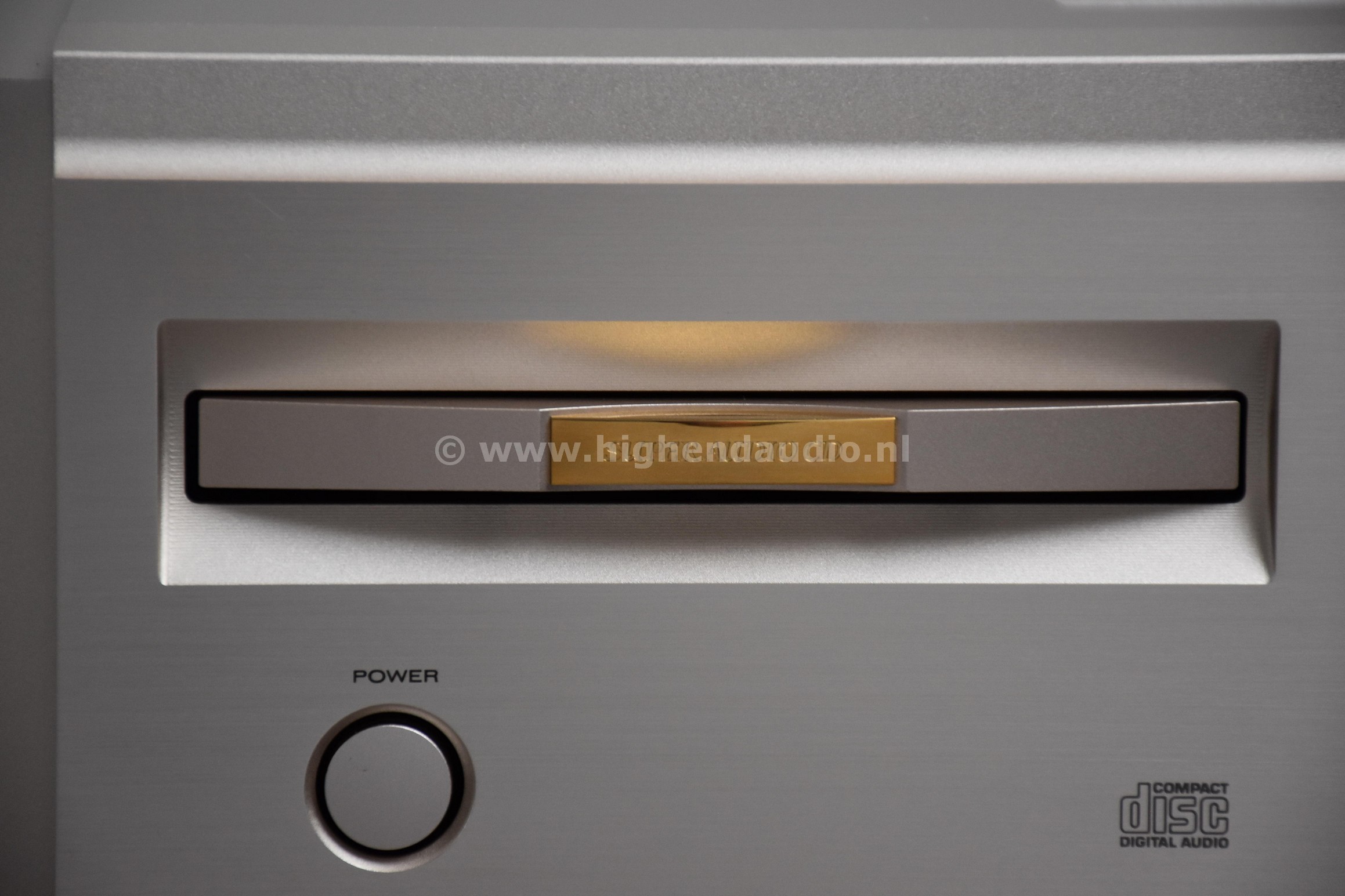 Marantz-SA1-MZ020218150005-drawercloseup_wm