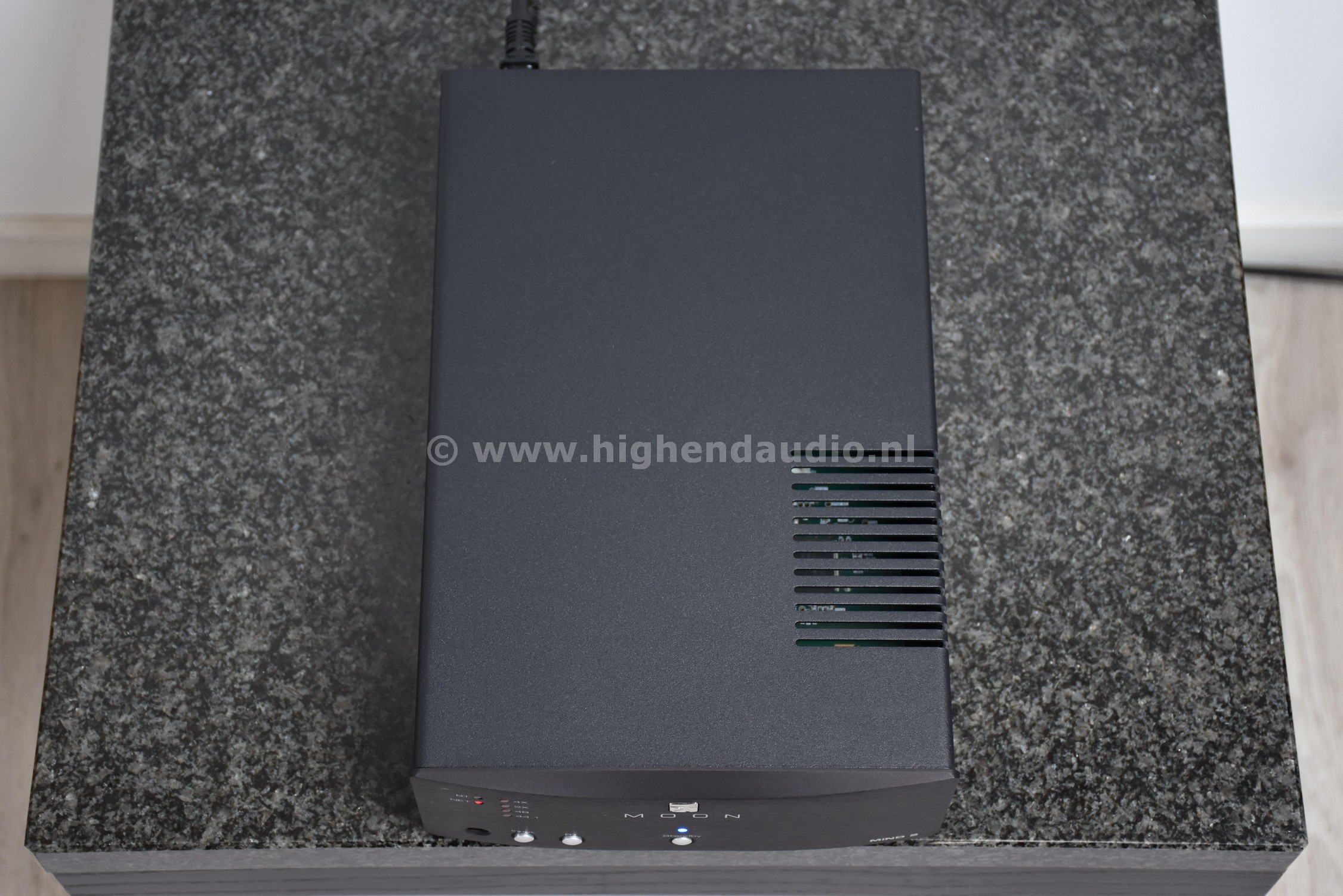 Moon-Mind2-U10540695-top_wm