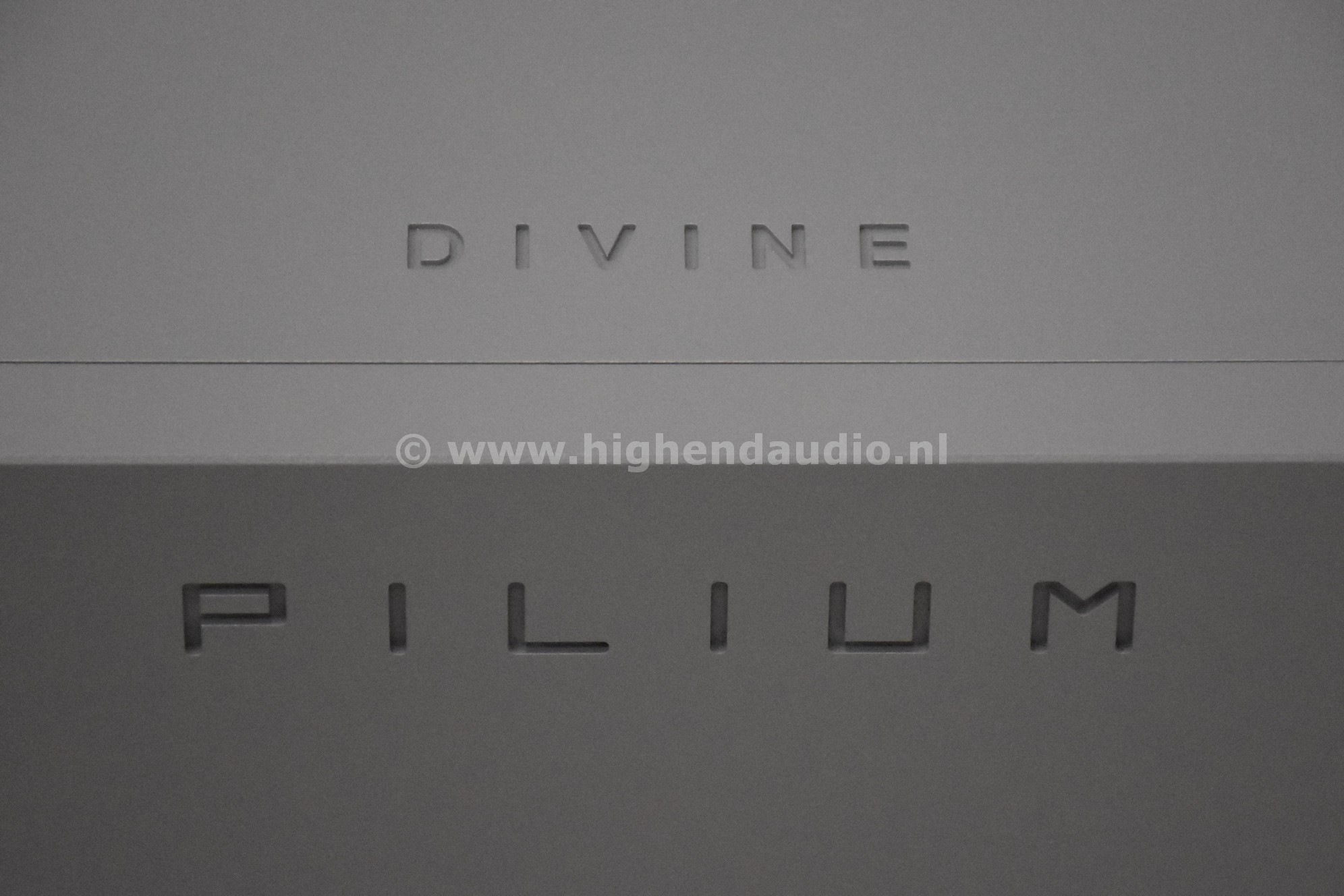 Pilium-Achilles-032-detail1_wm