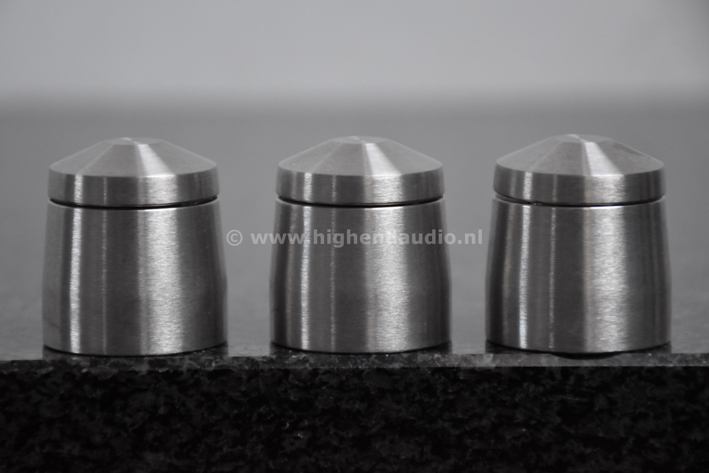 Stillpoints-UltraSS-side_wm