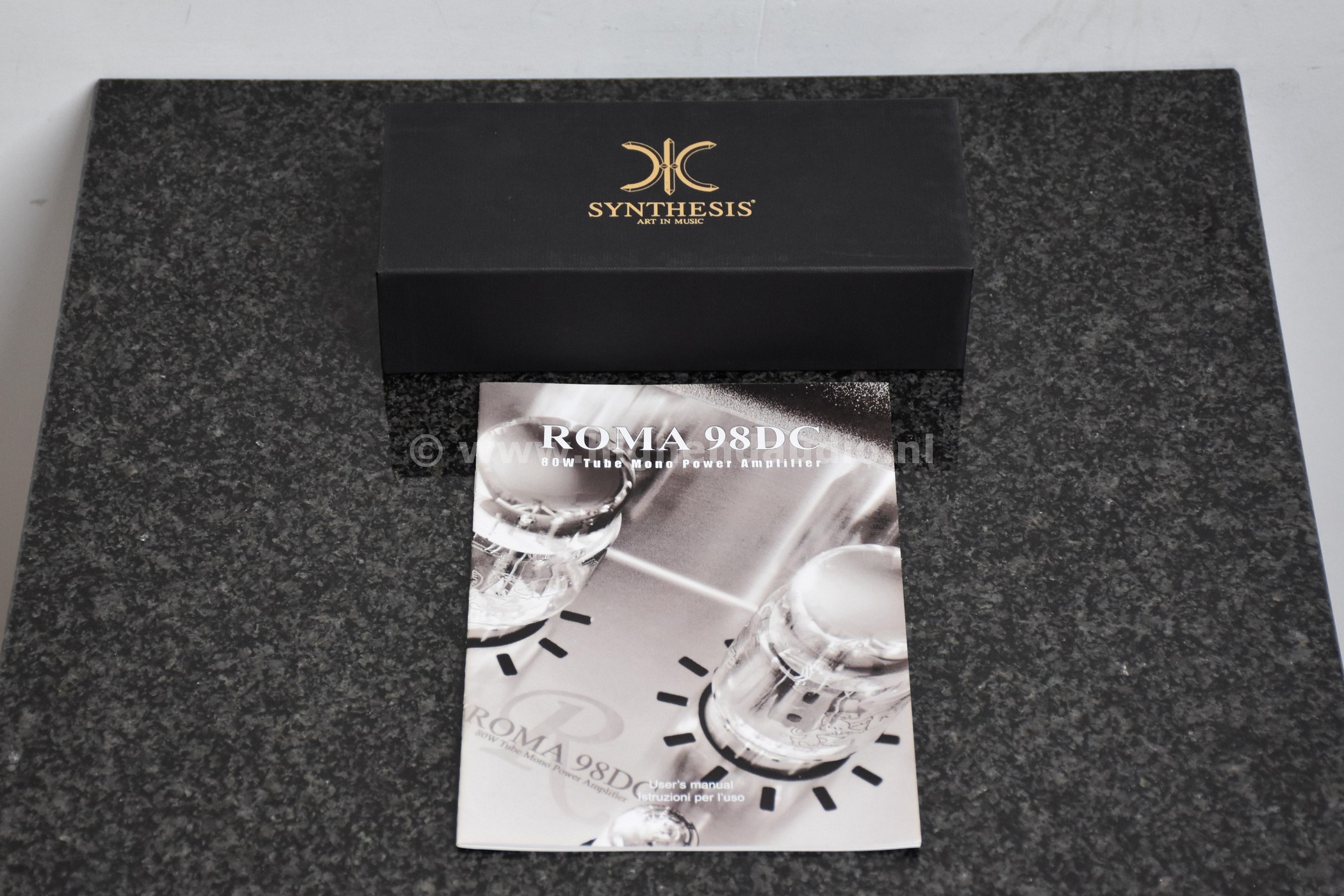 Synthesis-DC98-S112020116305-S112020117305-manual_wm