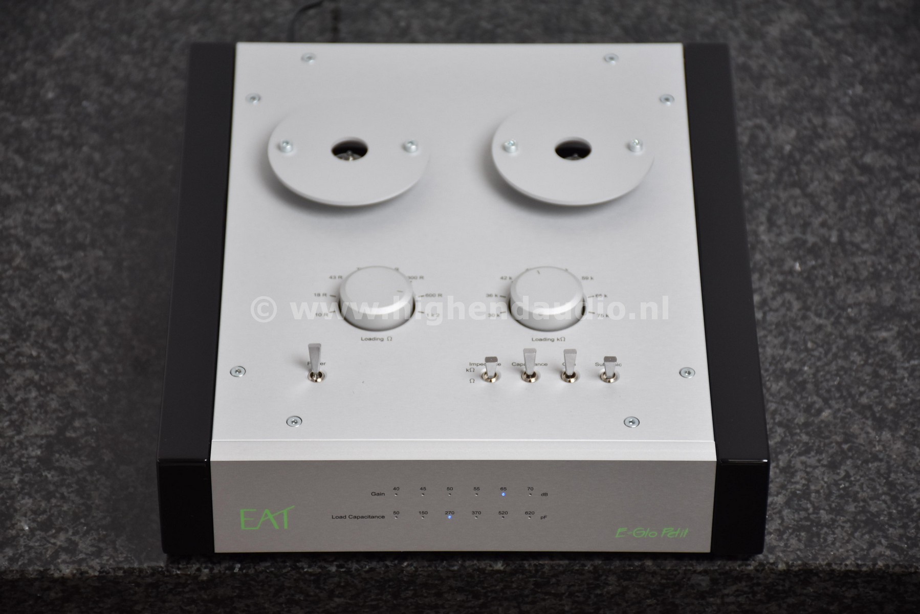 EAT-EGloPetit-1496-top_wm