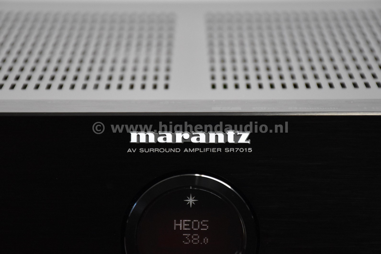Marantz-SR7015-MBCQ062275819-frontcloseup_wm