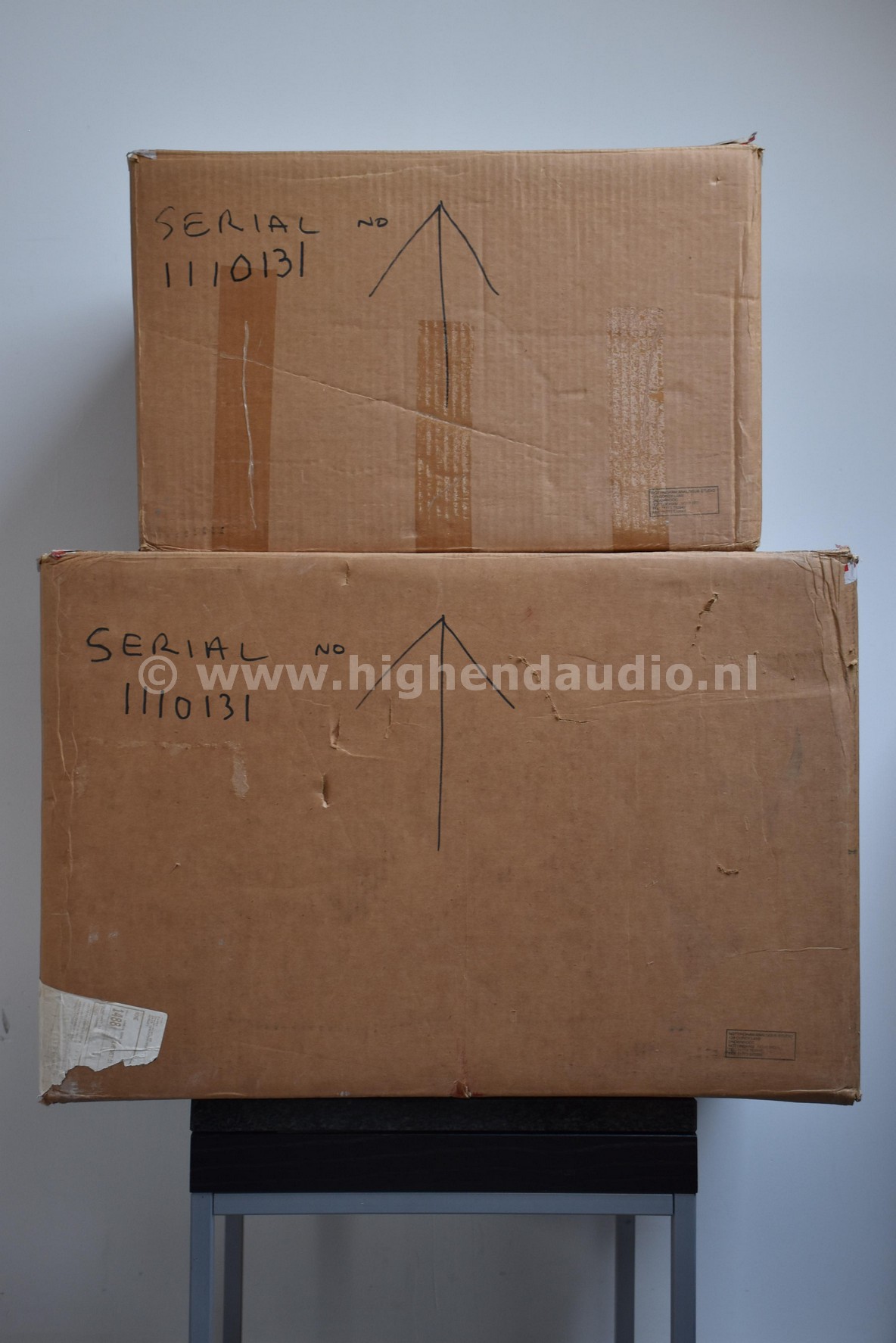 Nottingham-AnnaLog-1110131-boxes_wm