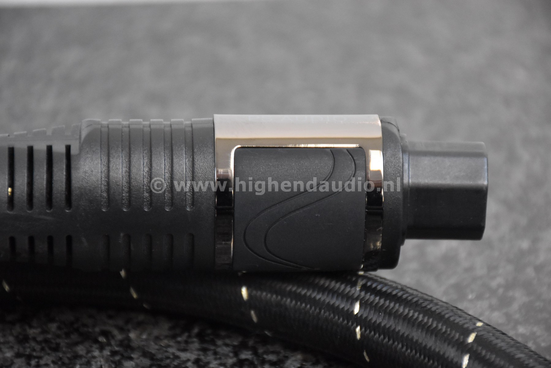 PSAudio-AC12-2m-detail2_wm