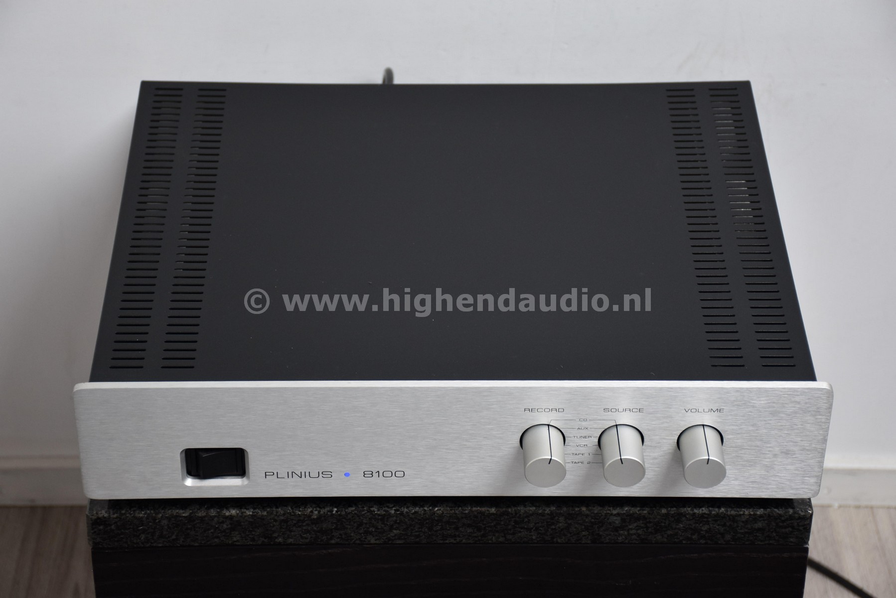 Plinius-8100-9860-top_wm