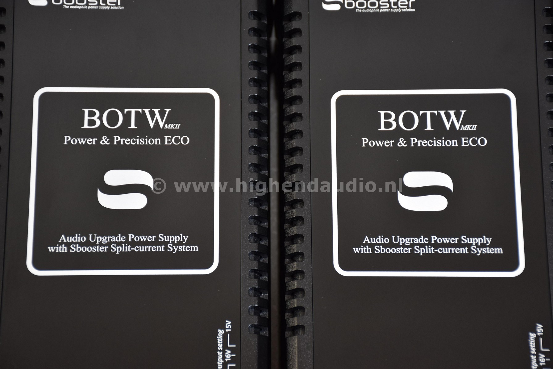 SBooster-BOTW-P&P-ECOMKII-twounits-23073002935-23073002938-topcloseup_wm