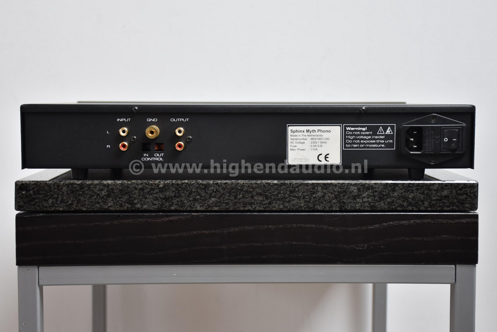 Sphinx-MythPhono-M099901042-back_wm