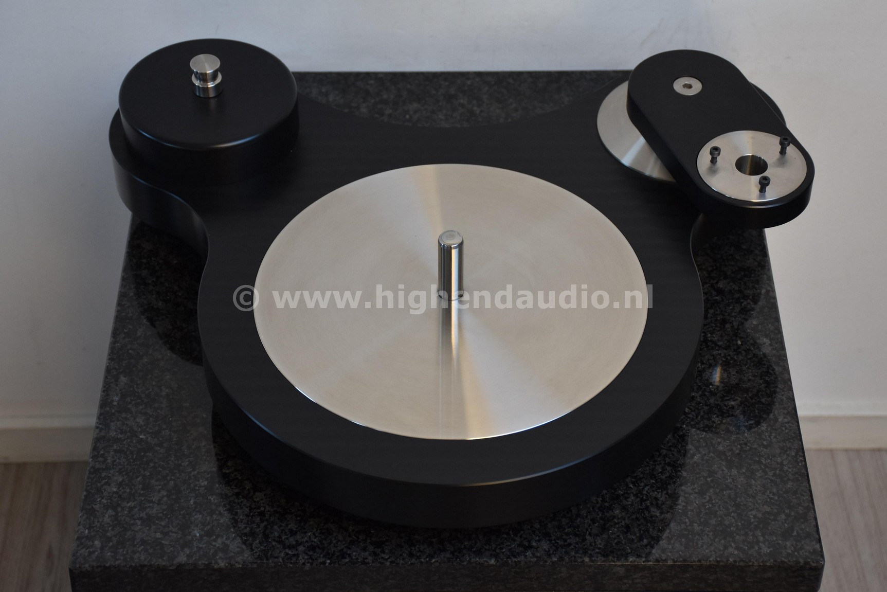 TWAcustic-RavenOne-0810534-topwoplatter_wm